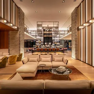 Marriott West Отель